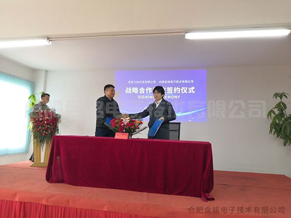 1-220331152ZG39.jpg